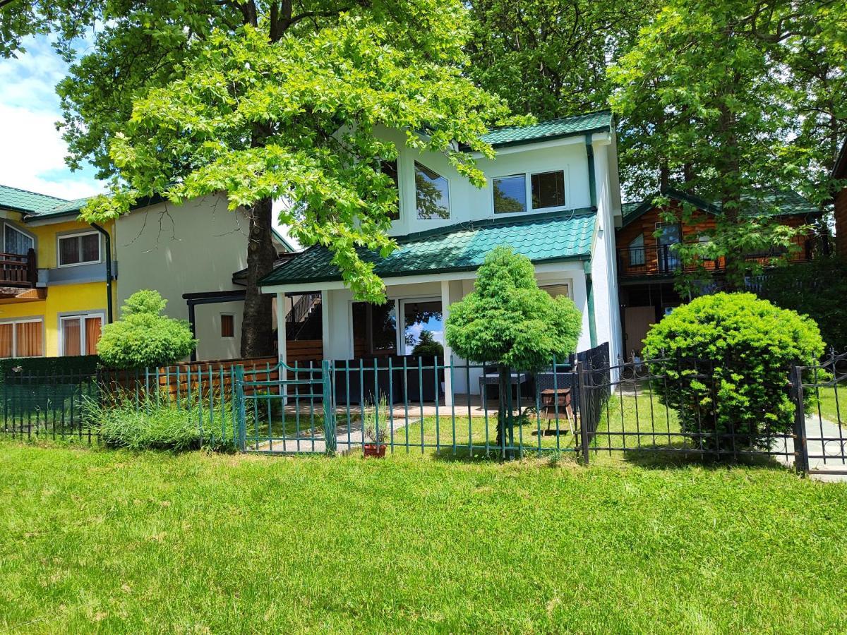 Villa Paradiso オフリド エクステリア 写真